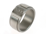 Titanium ring met familiewapen